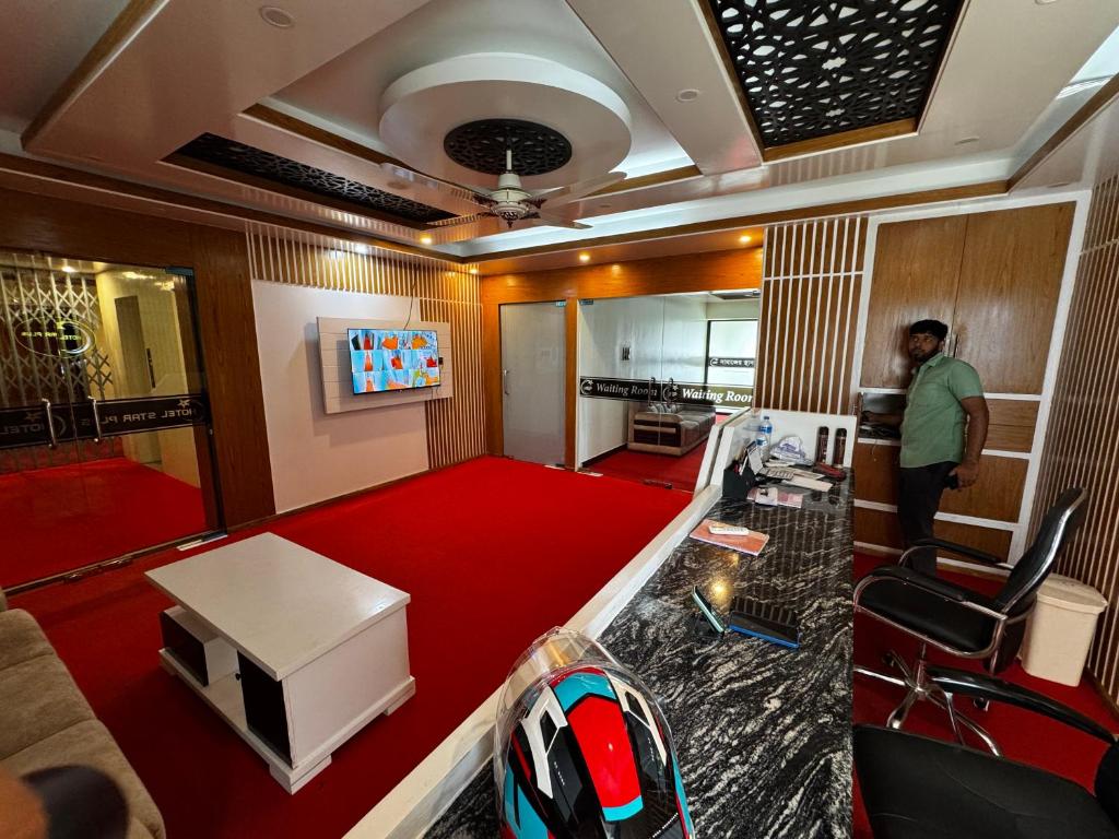 Hotel Star Plus Uttora photo 1