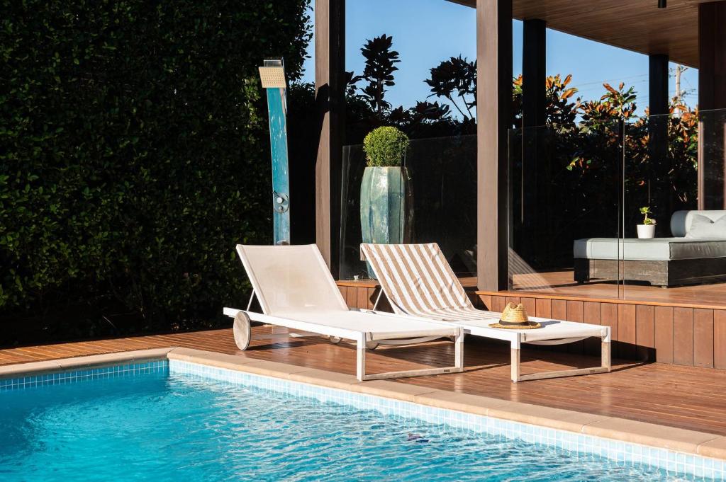Blairgowrie Bay Villa - Infinity Pool, Beachfront, Water Views photo 4