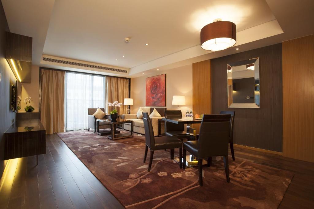 Сьюит (Люкс с 1 спальней - Для некурящих), Lee Garden Service Apartment