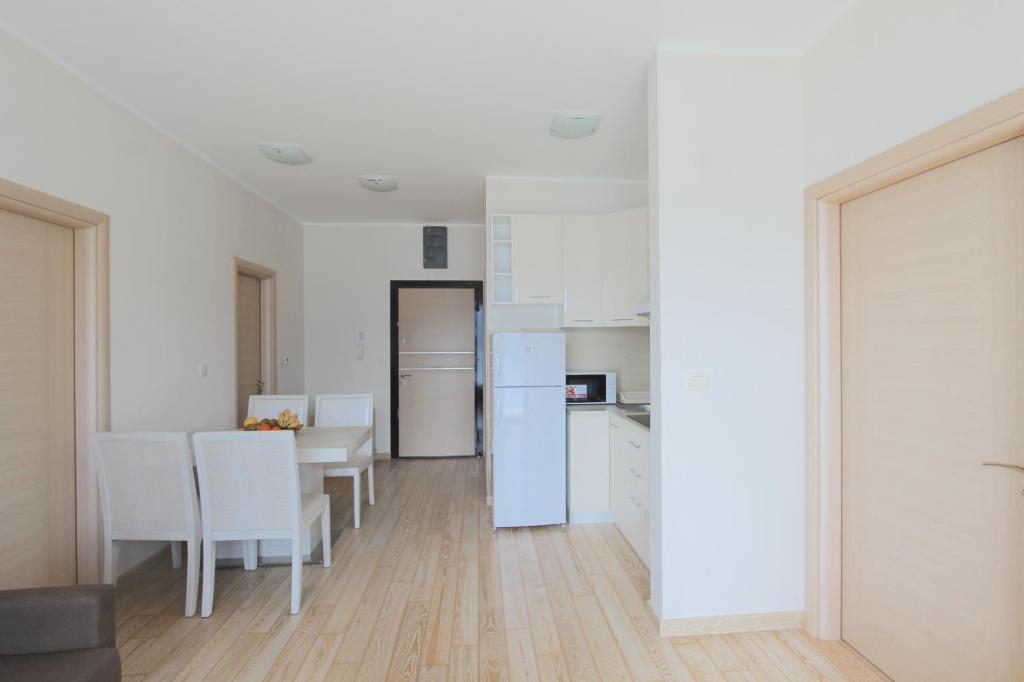 Апартаменты (Апартаменты с 2 спальнями, балконом и видом на море), Apartments Aqua