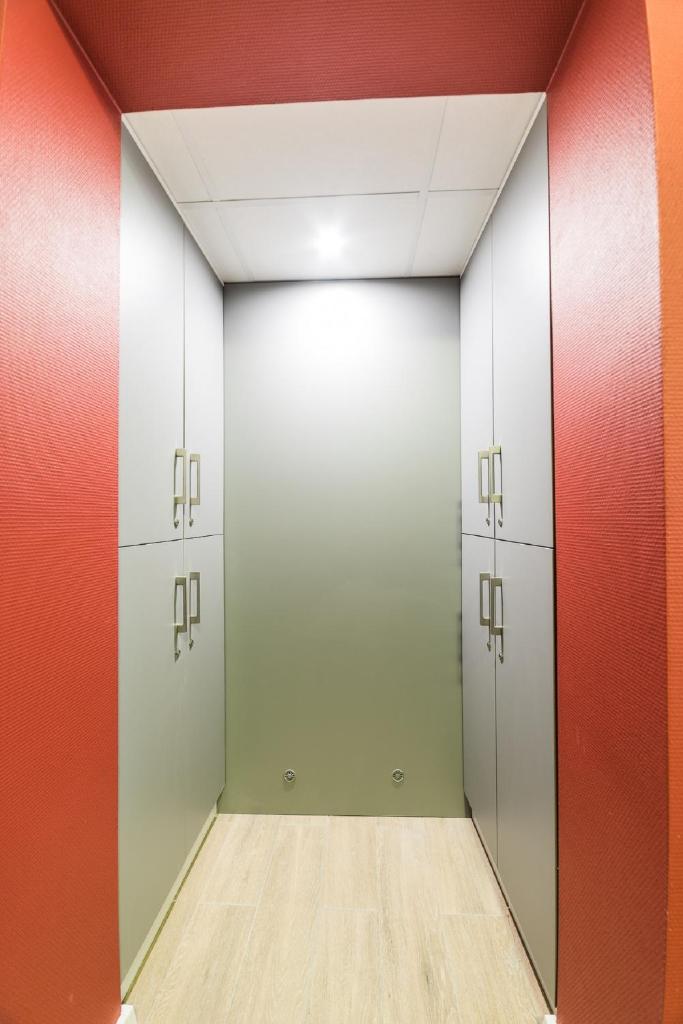 Номер (Восьмиместный номер с собственной ванной комнатой), Hostel Filip 2