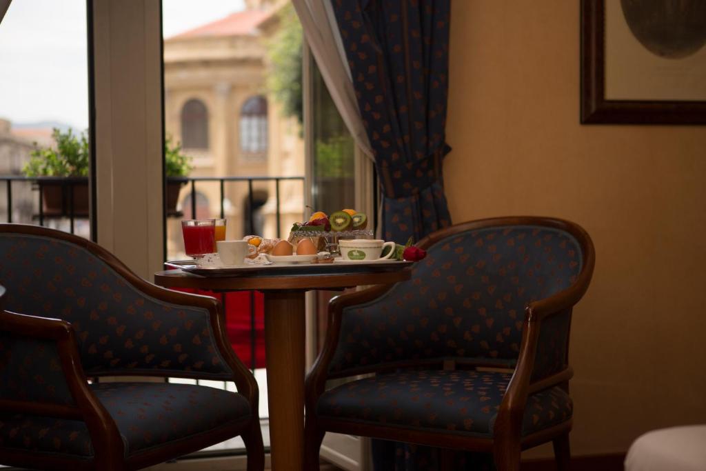 Massimo Plaza Hotel photo 4