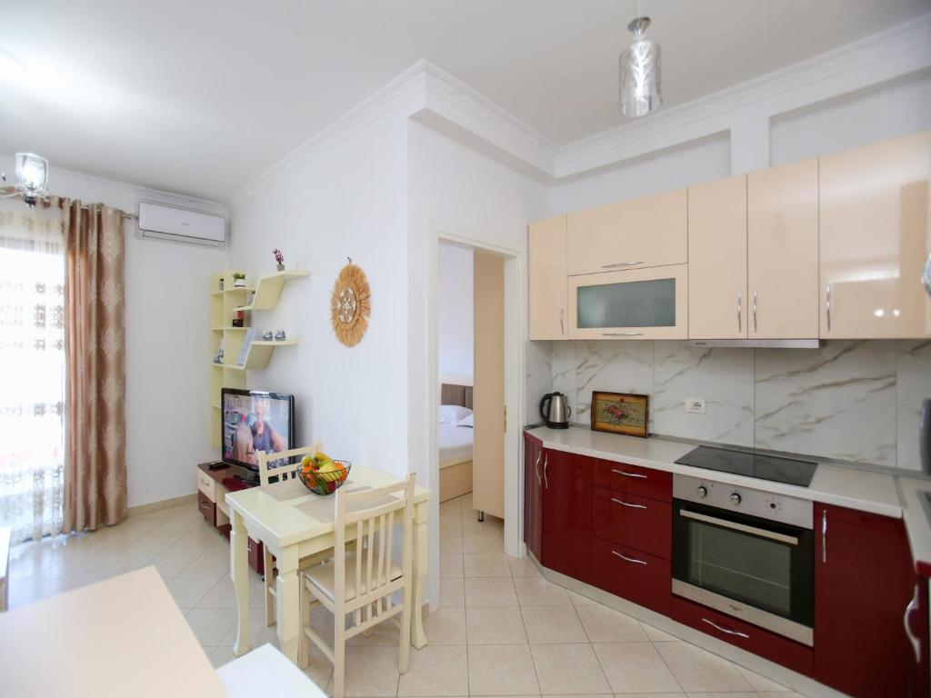 Apartment near Uji Ftohte beach photo 1