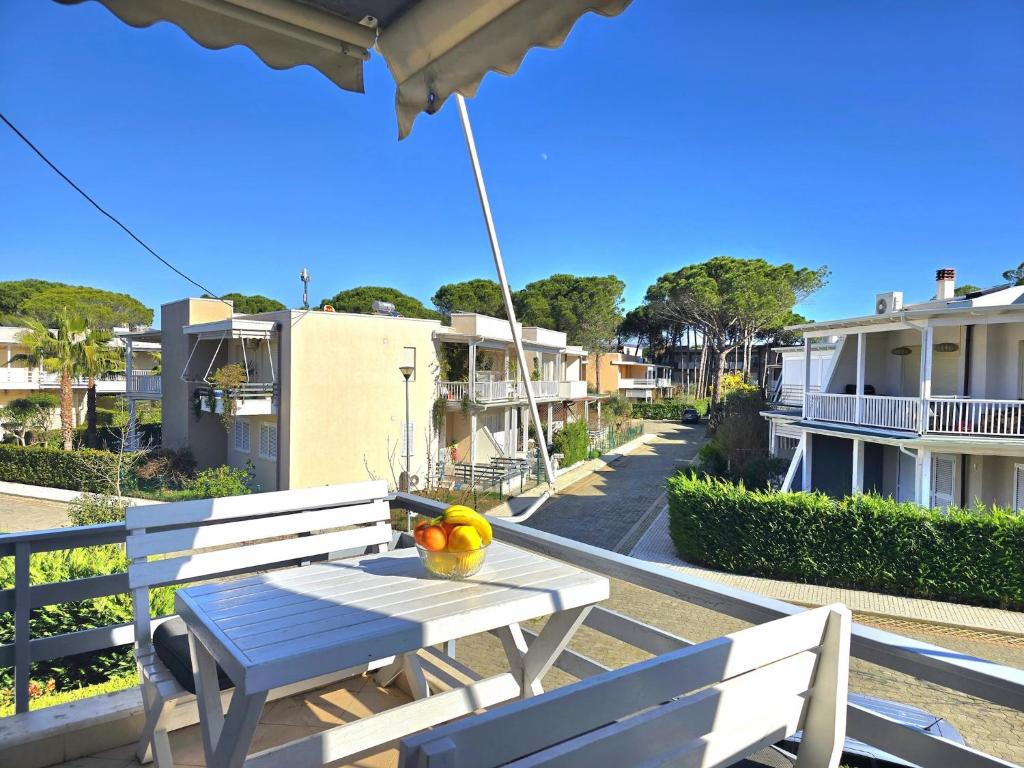 Bright apartment Near Oasis Beach photo 1