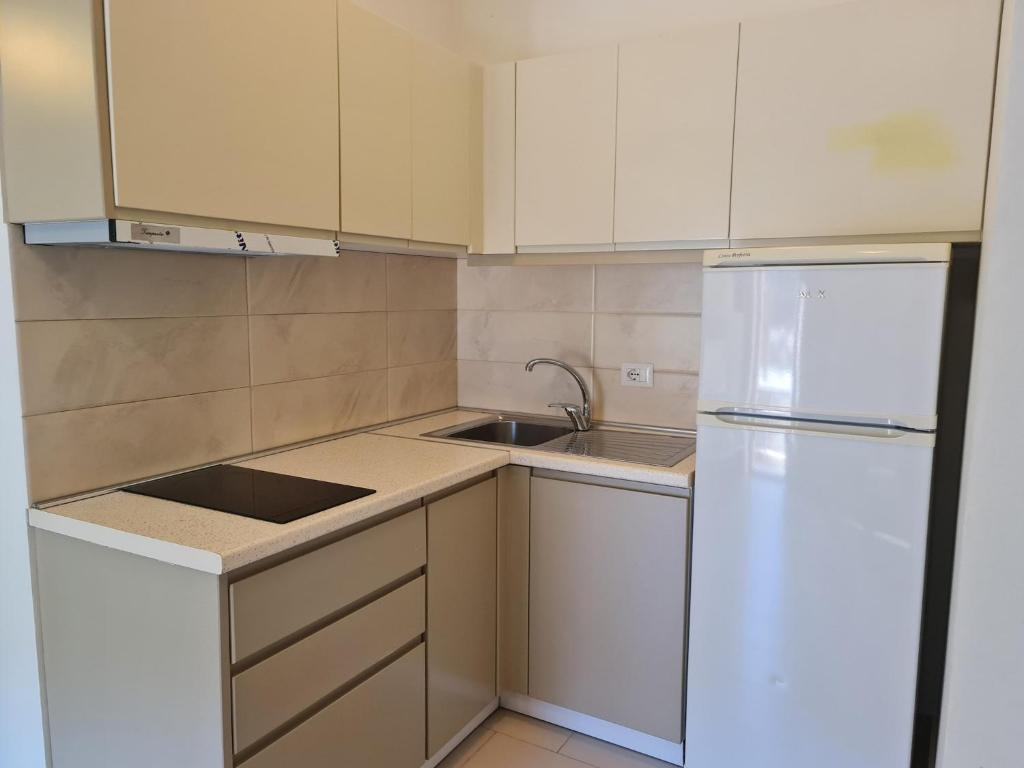 Spacious apartment for five guests photo 1