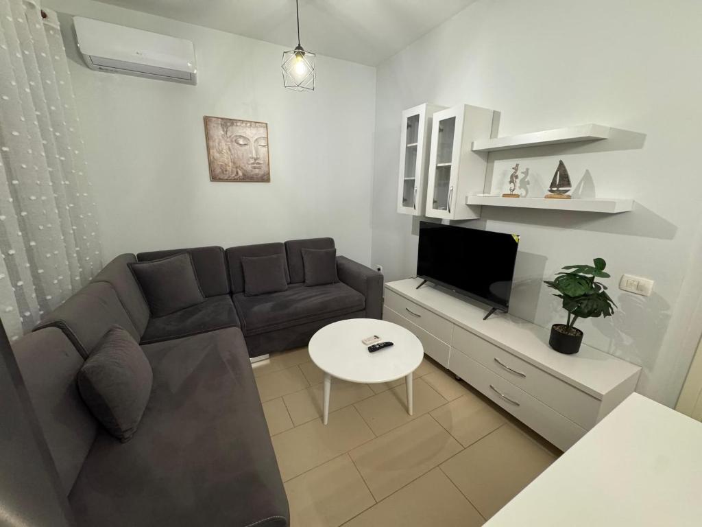 Apartment near Plazhi Ri beach photo 1