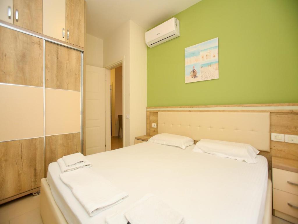 Spacious apartment for five guests photo 3
