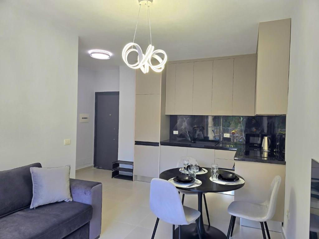 Chic Apartment with Balcony by the Adriatic photo 3