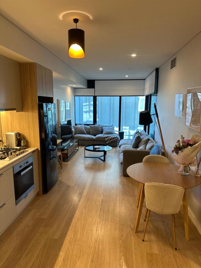 Heart of Sydney cbd furnished apartment