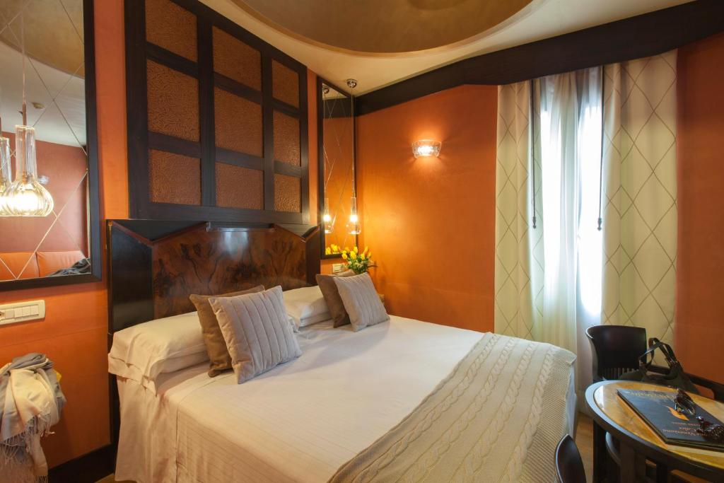 Hotel Saturnia & International photo 4