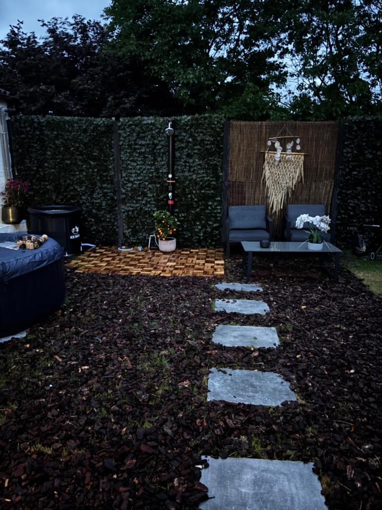House of taupe photo 4