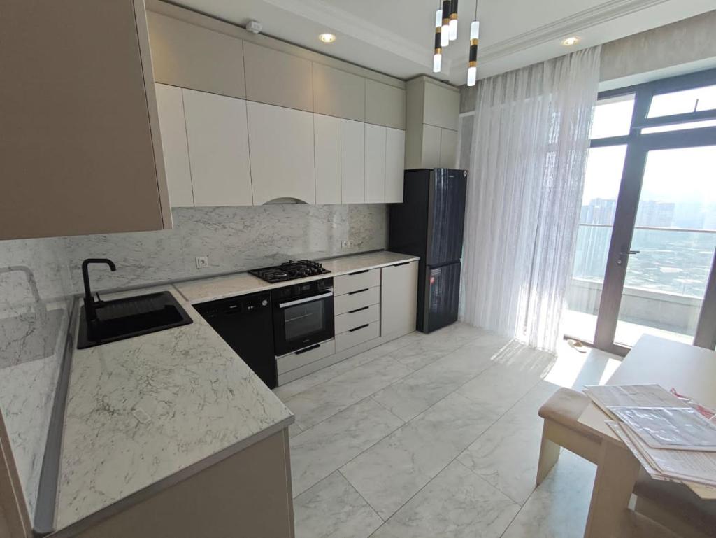 AAA apartment photo 2