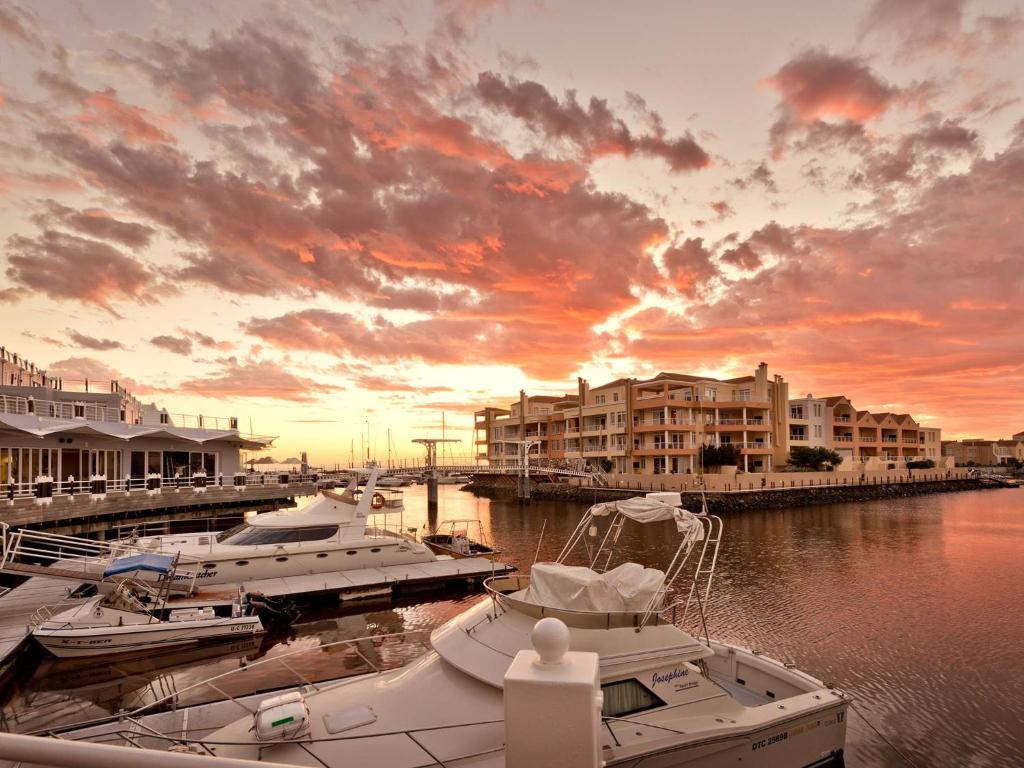 Krystal Beach Hotel photo 4