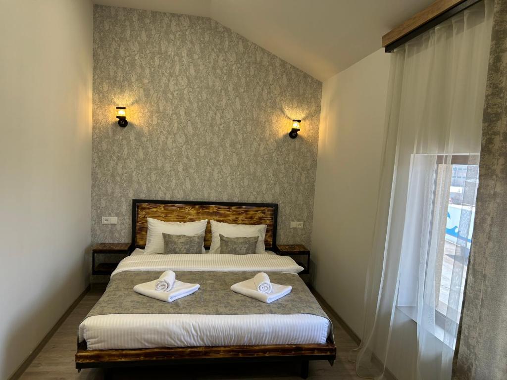 Waterfall Hotel photo 1
