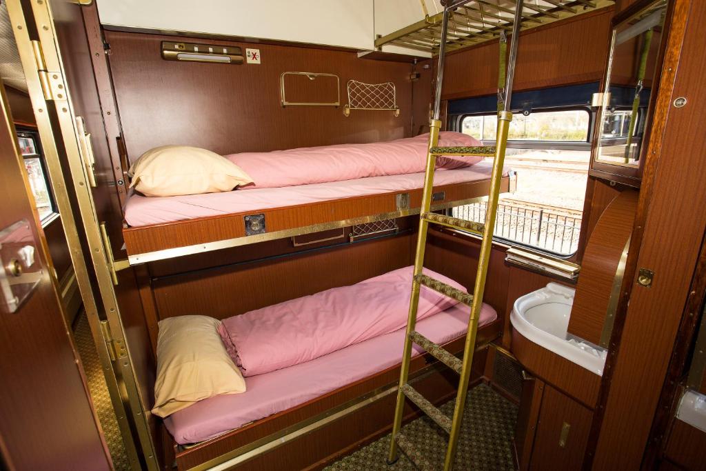 Семейный (Семейное купе), Train Lodge Amsterdam