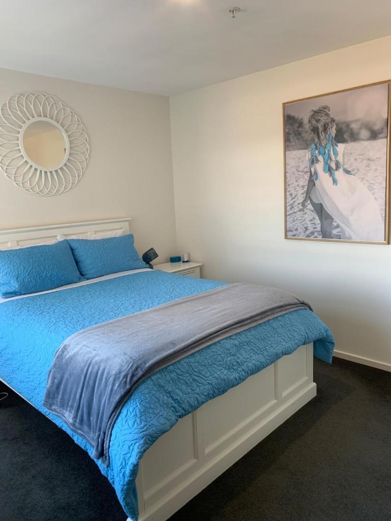 7th Floor Apartment