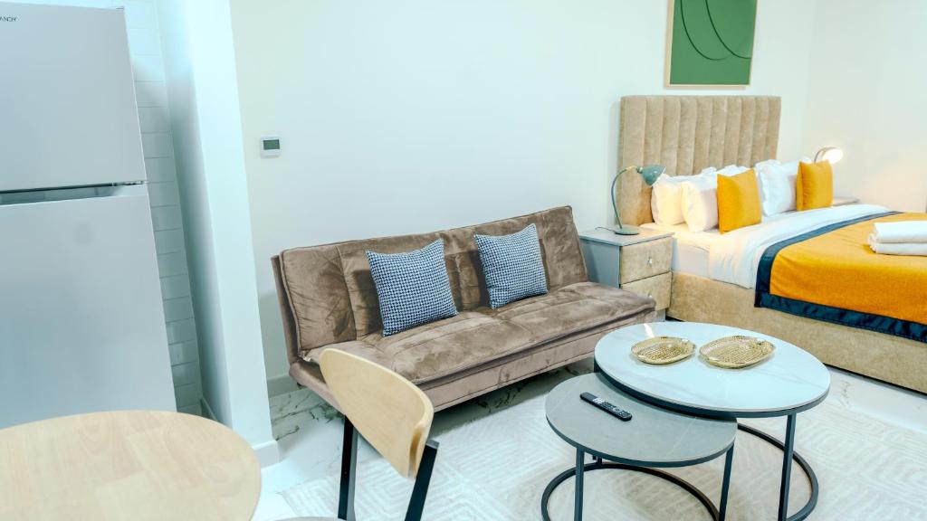 Hala Holiday Homes- Marina Residence, Al Hamra Village photo 4