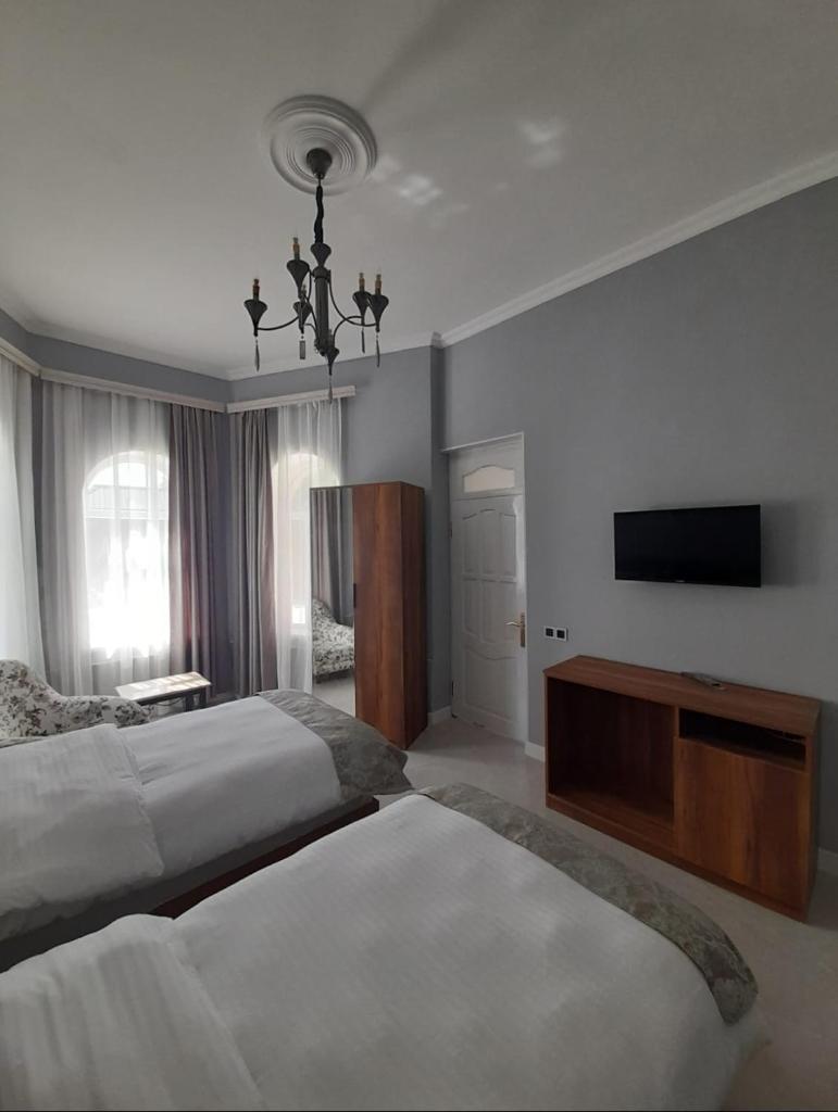 Adnan boutique guest home and pool photo 3