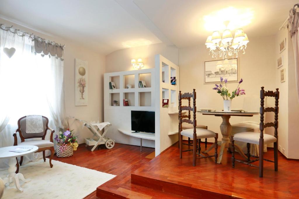 Piero Apartments