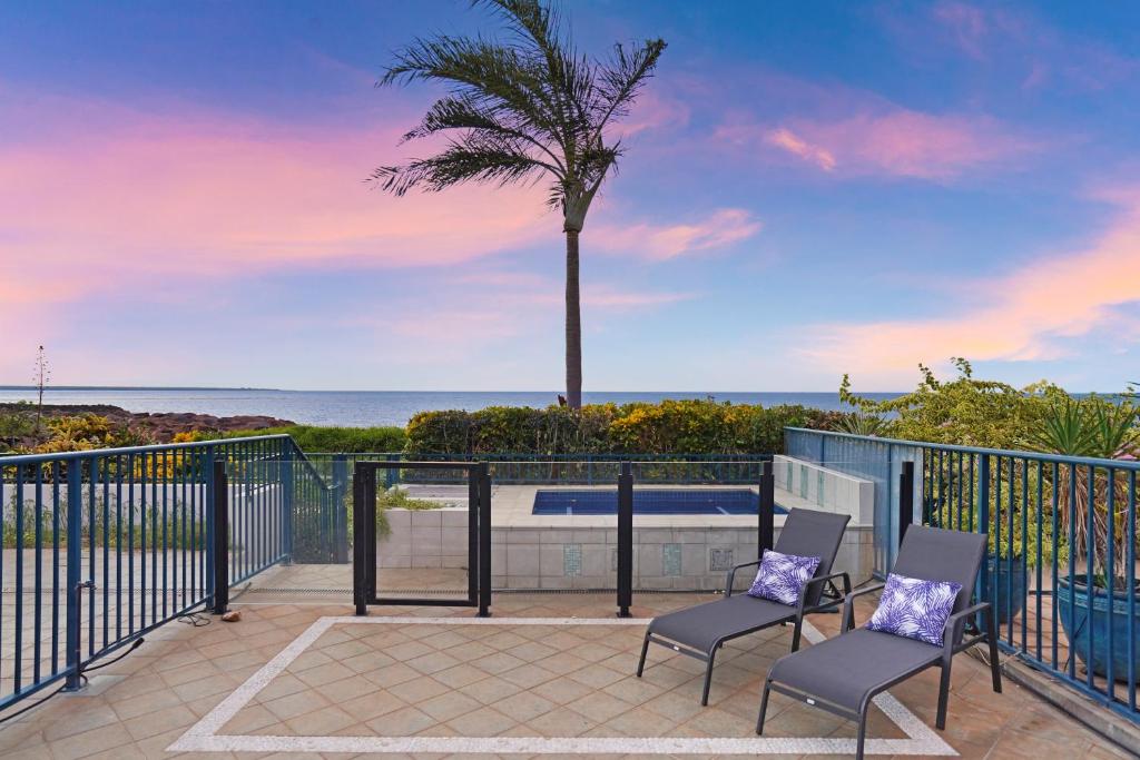 Beachside Retreat in Cullen Bay photo 3