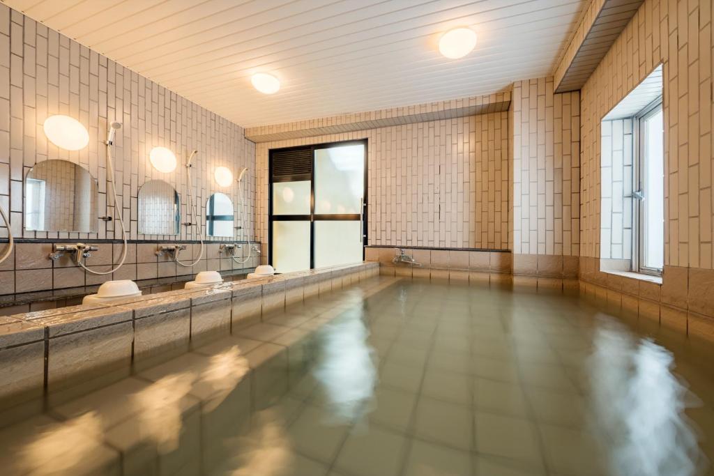 Green Hotel Kitakami photo 2