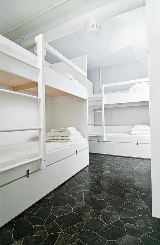 Номер (Кровать в общем номере смешанного типа с 16 кроватями), Dream Hostel & Hotel Tampere