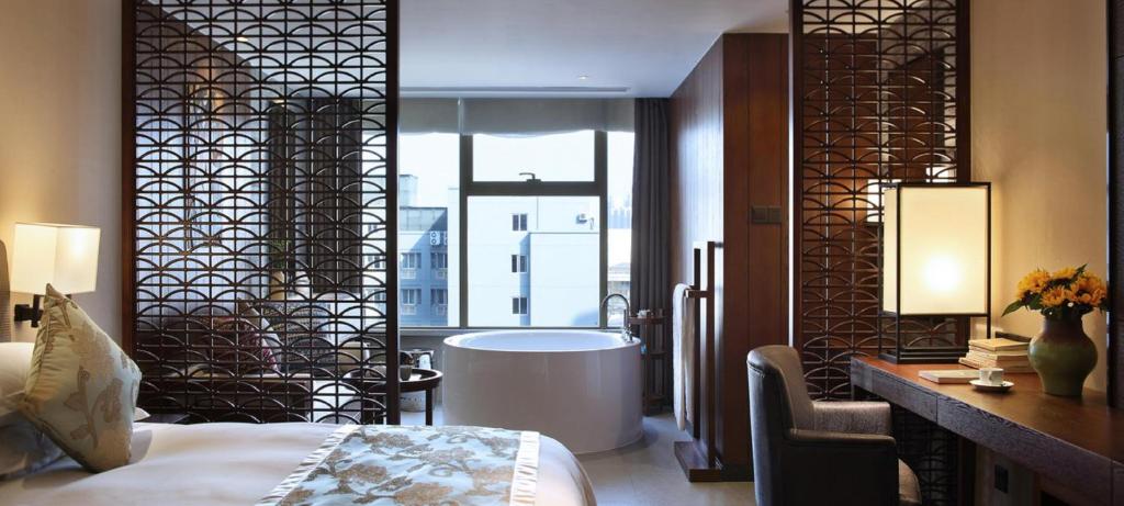 Двухместный (Стандартный номер с кроватью размера «king-size»), SSAW Boutique Hotel Hangzhou Wildwind