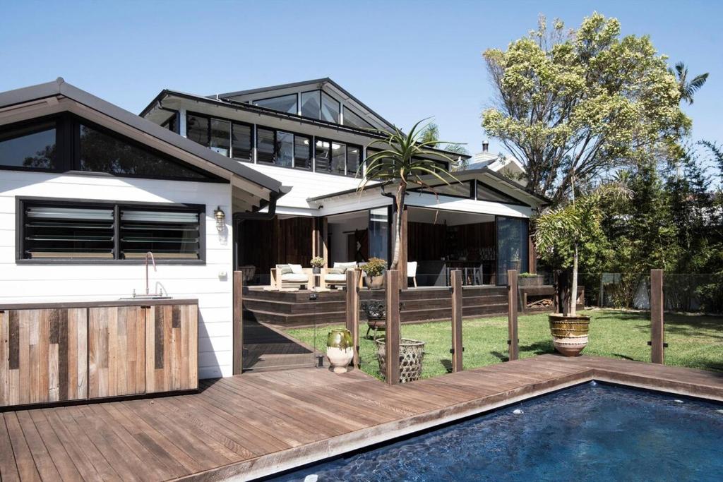 The Black Ace Residence Heated Magnesium Pool Avalon Beach photo 3