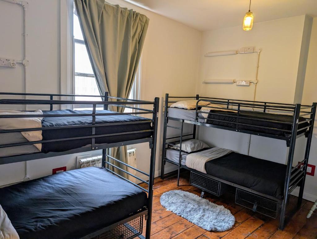 BunkHouse Room Type - Bunk Bed in Small Mixed Dormitory Room