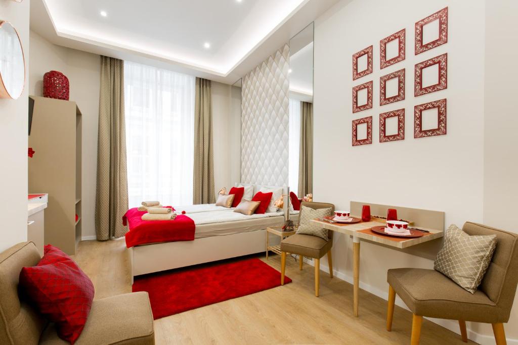Студио (Двухместный номер-студио Делюкс с 1 кроватью), Budapest Holiday Colours