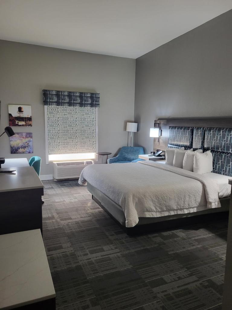 Hampton Inn Houston-Deer Park Ship Area Room Type - King Room with King Bed - Non-Smoking