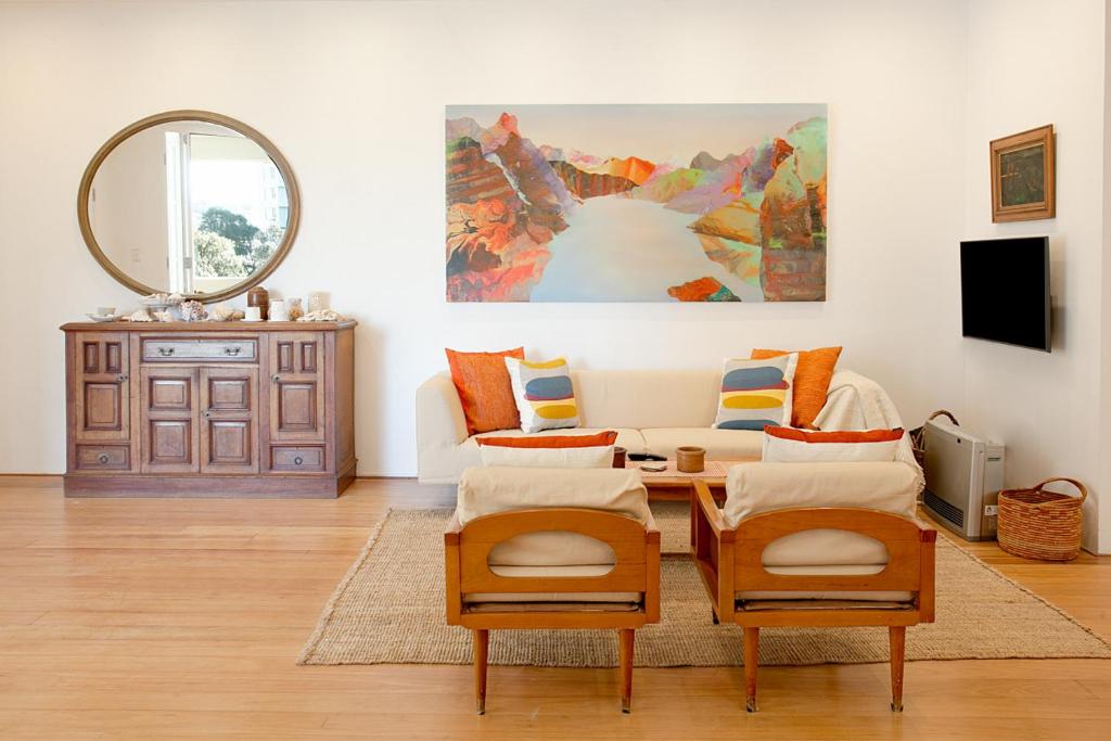 Spacious Bondi Beach Escape photo 4