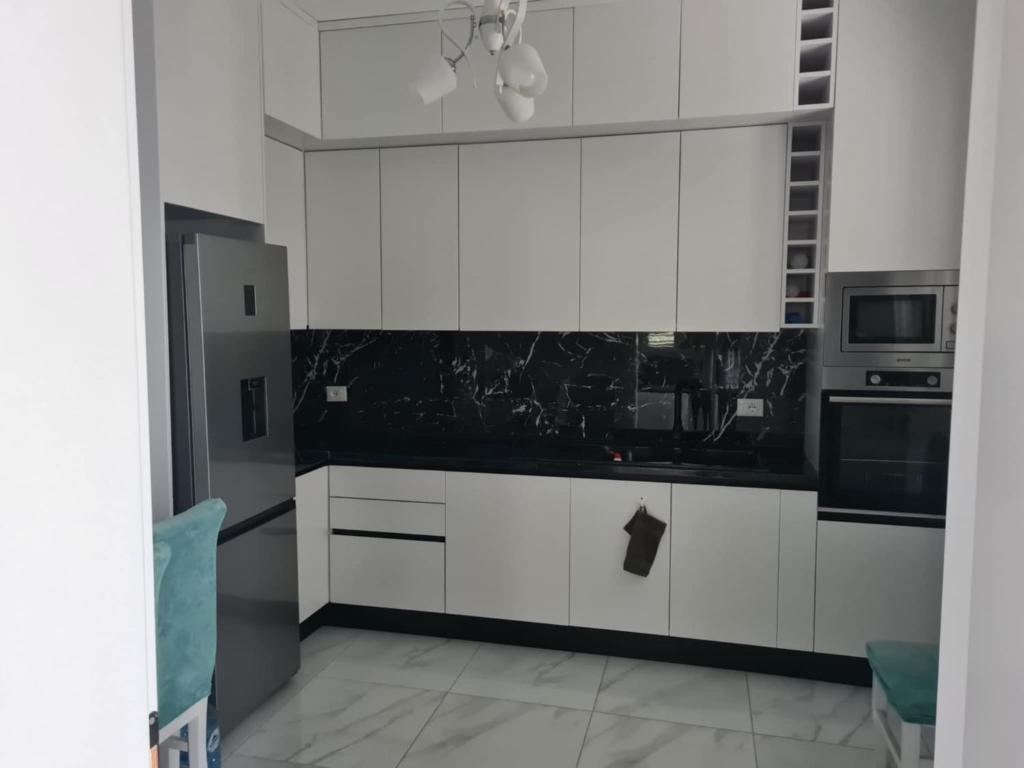 Whole villa photo 2