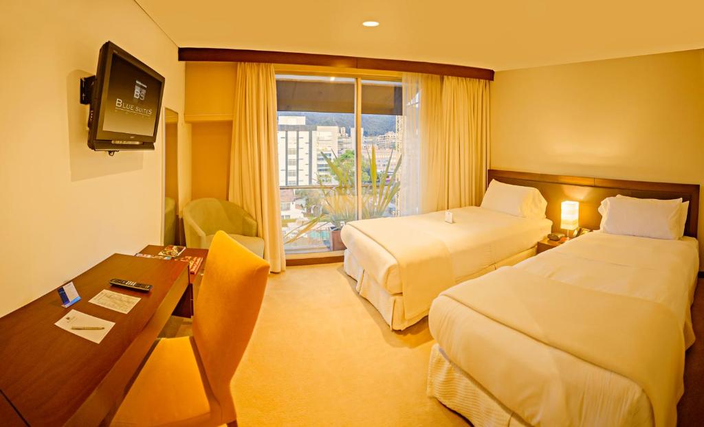 Blue Suites Hotel photo 4