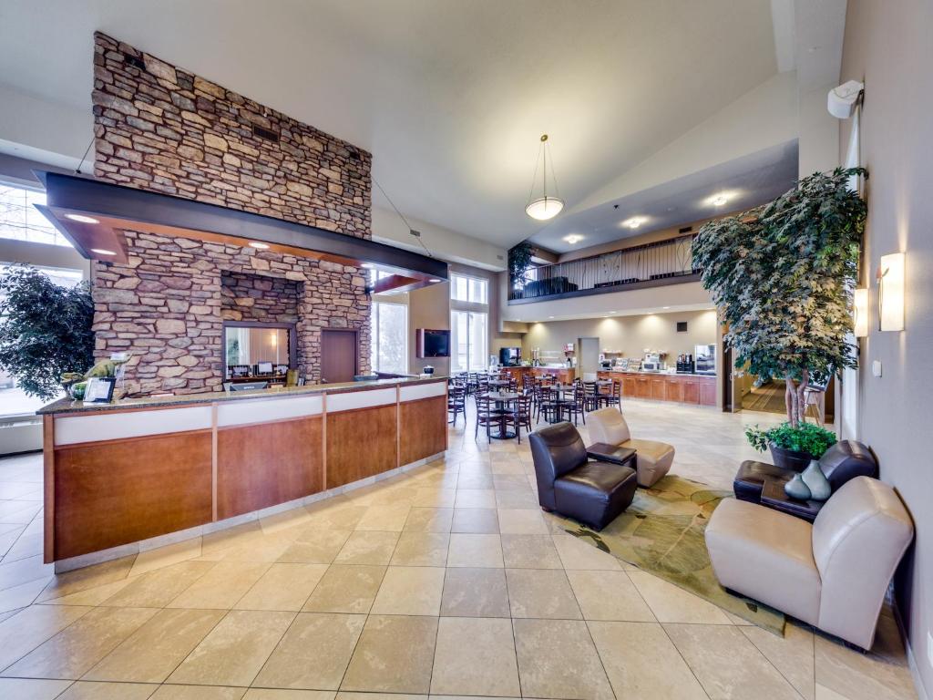 Heritage Inn & Suites - Brooks photo 2