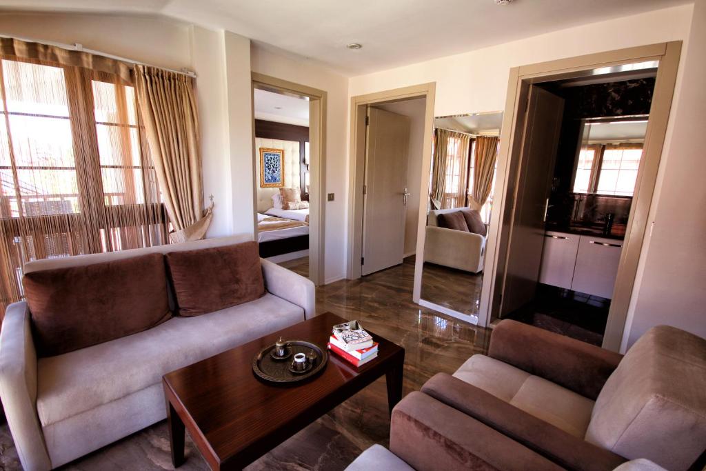 Venus Suite Hotel photo 1