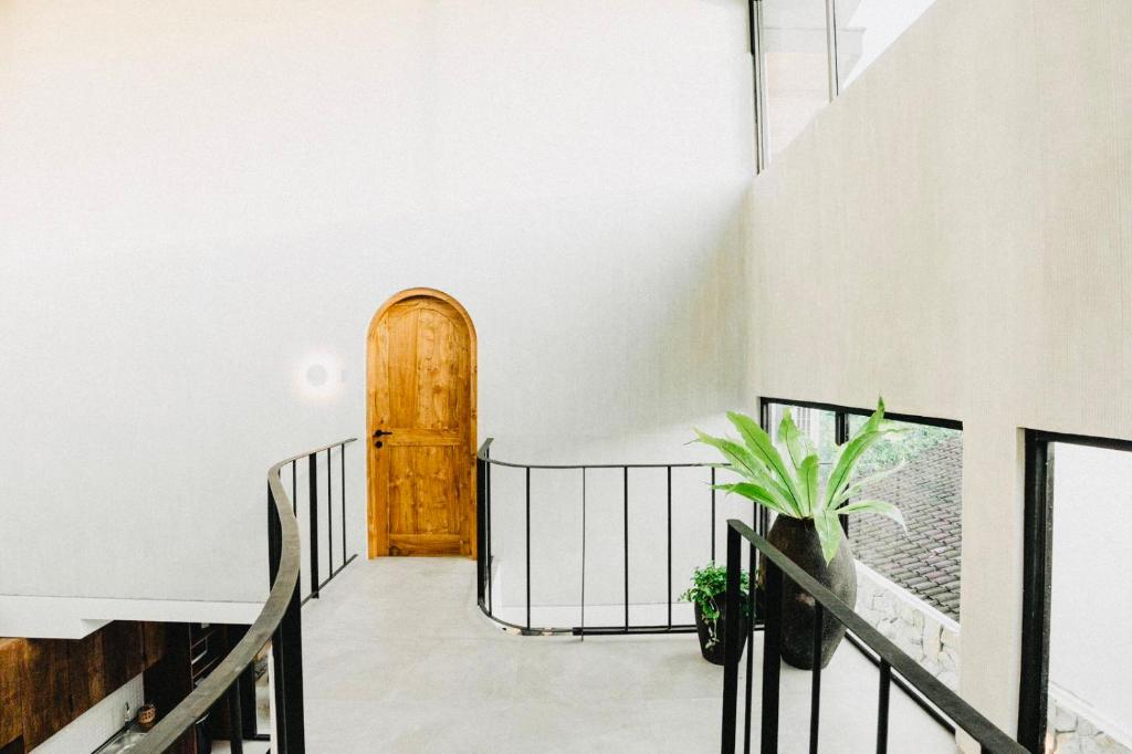 Villa KHAYA Seminyak Stylish 2-Bedroom Villa Just 900m from the Beach photo 4