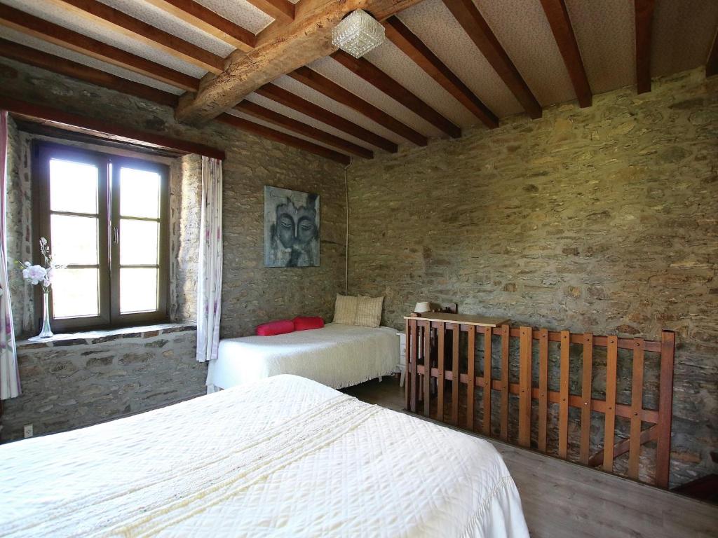 Cottage in Baillamont with terrace, cleaning included photo 2