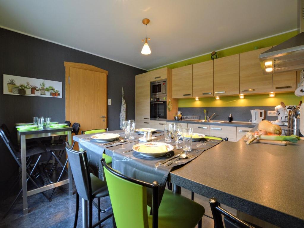 Alluring Holiday Home in Waimes with Garden, cleaning included photo 3