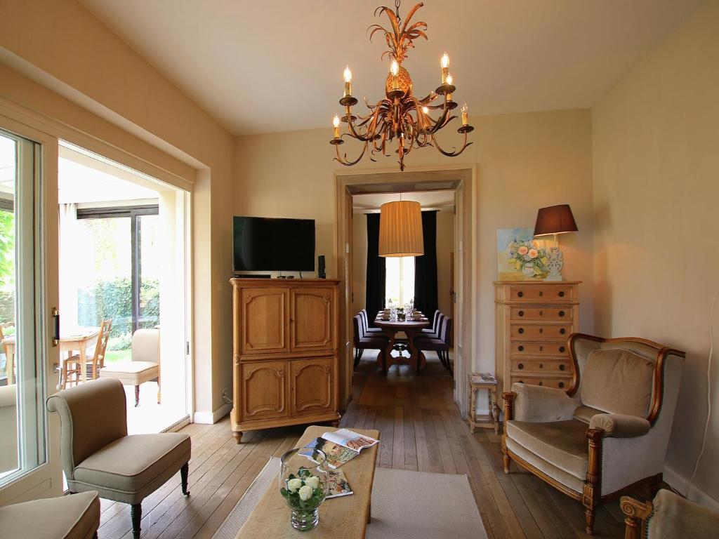Holiday Home in Latour with Garden, cleaning included