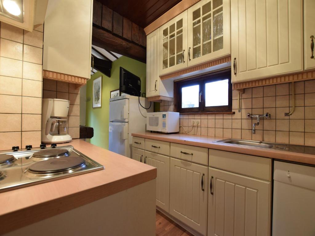 detached chalet in lovely hiking region , cleaning included photo 3