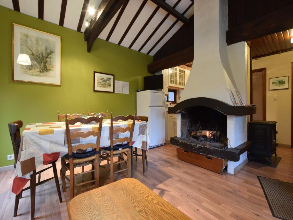 detached chalet in lovely hiking region , cleaning included photo 2