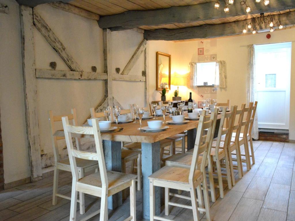 Grand Holiday Home in Érezée with Sauna, cleaning included photo 2
