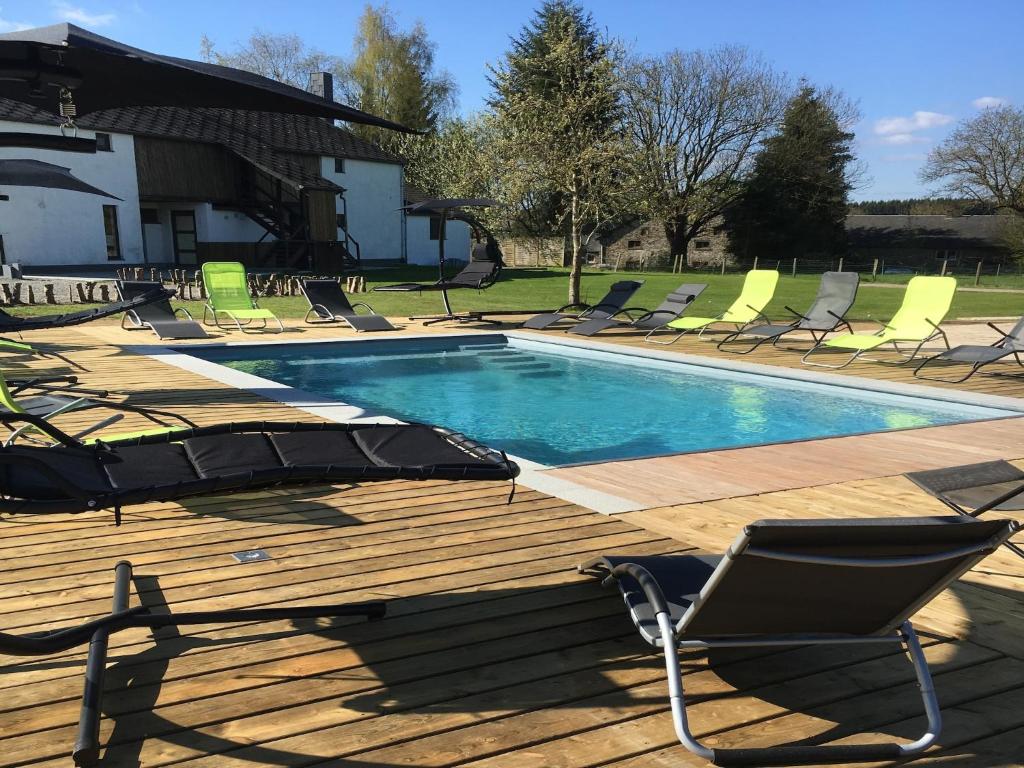 Holiday Home with Pool in Ardennes, cleaning included