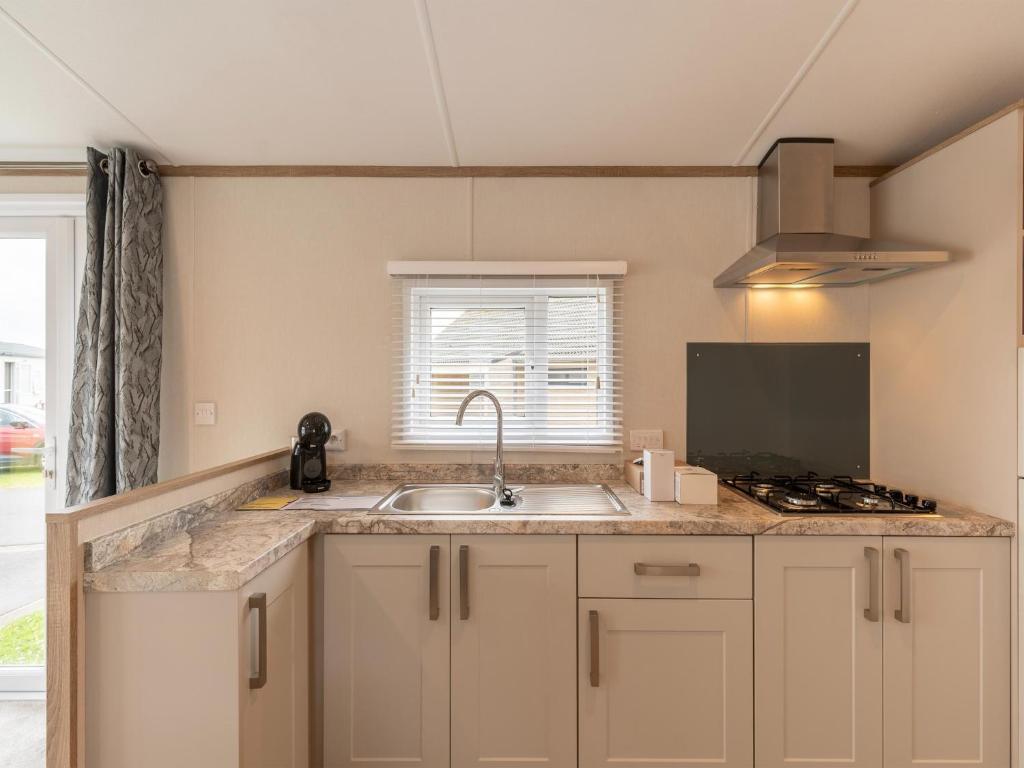 Chalet on a luxury campsite near the sea, cleaning included photo 3