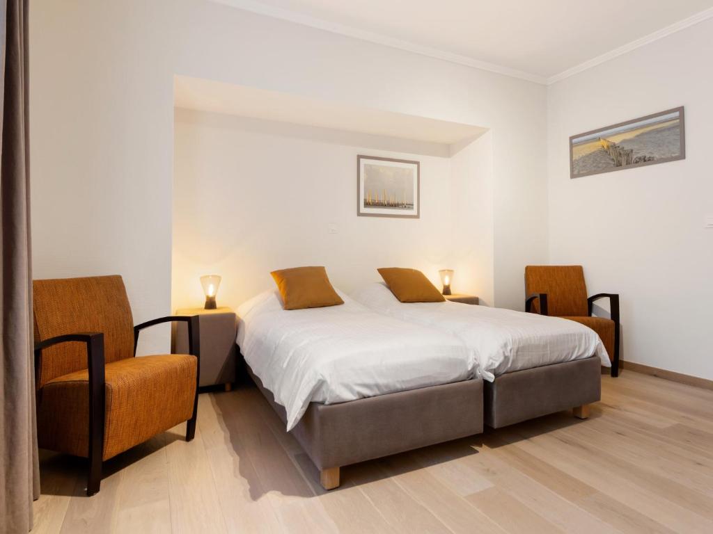 Elegant Holiday Home in De Panne with Sauna, cleaning included photo 2