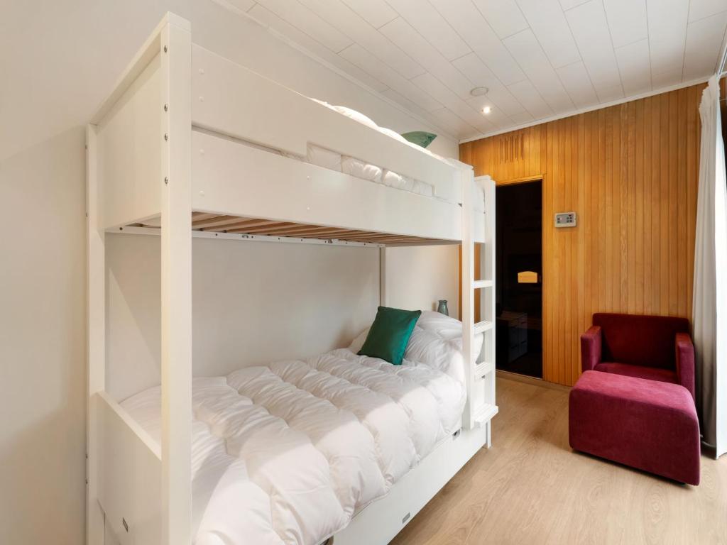 Elegant Holiday Home in De Panne with Sauna, cleaning included photo 4
