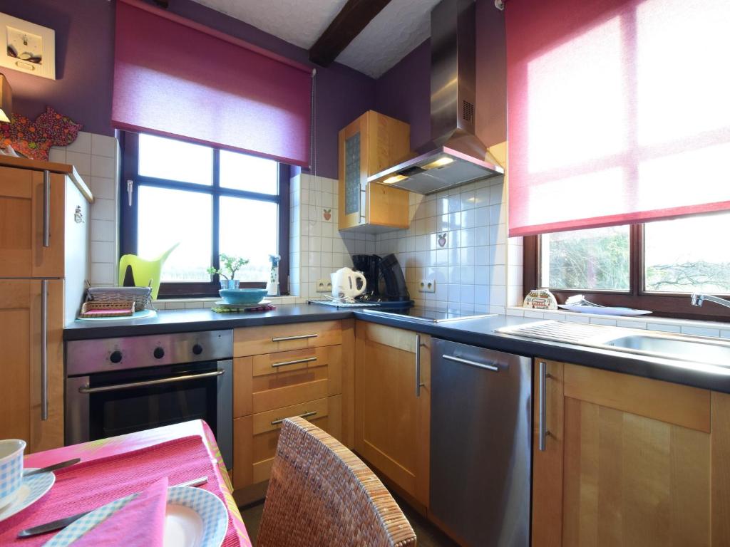 Cottage in Ardennes with private terrace, cleaning included photo 3