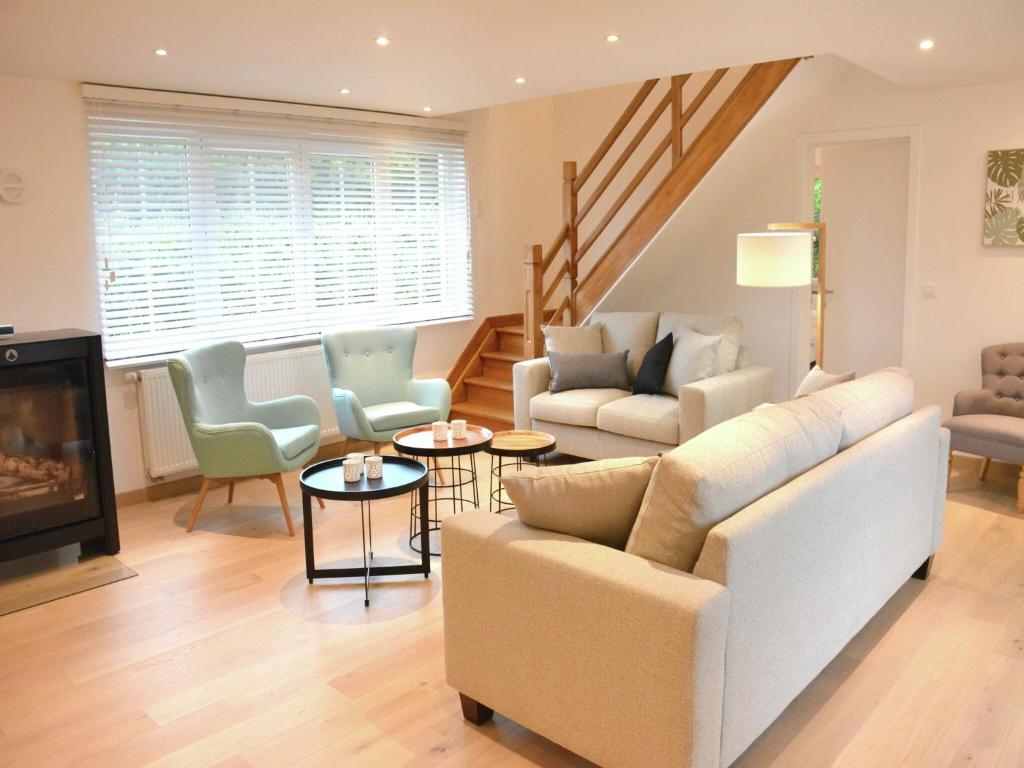 Superb holiday home with garden in Serinchamps, cleaning included photo 1