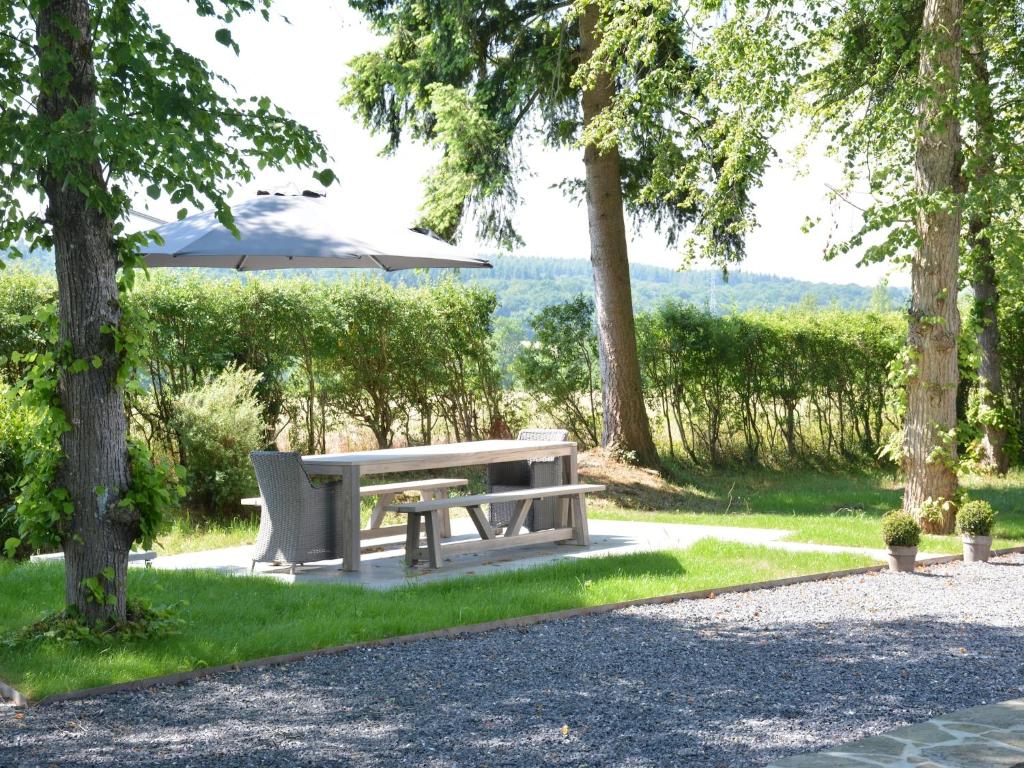 Superb holiday home with garden in Serinchamps, cleaning included photo 4
